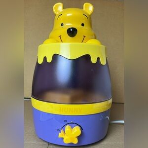 1998 Winnie the Pooh Night Light & Humidifier Disney VTG
